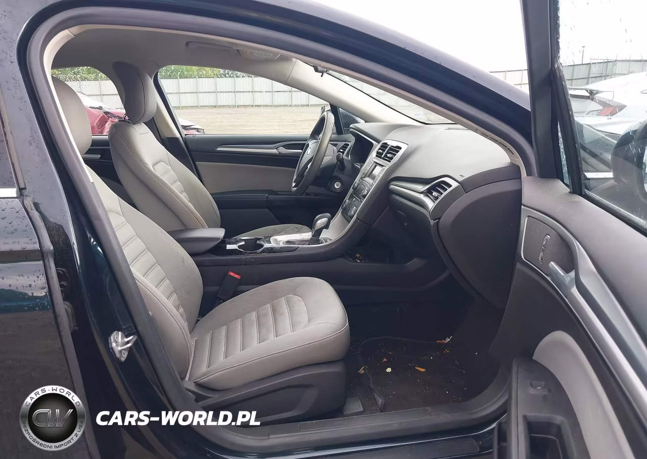 2014 Ford Fusion S VIN:3FA6P0G71ER265032 - 5