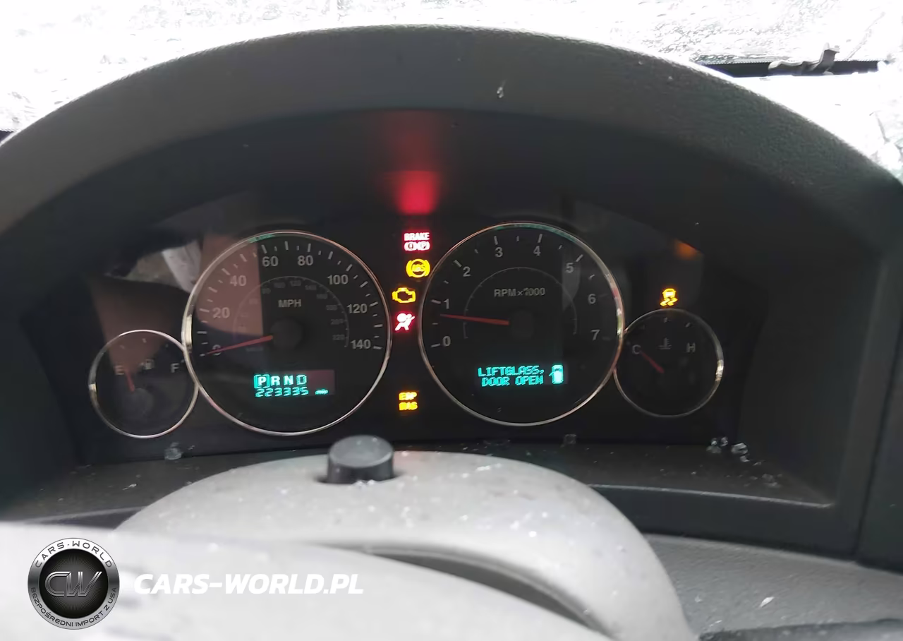 2007 Jeep Grand Cherokee Overland VIN:1J8HS68267C595184 - 7