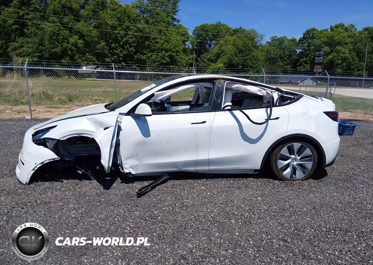 2022 Tesla Model Y Long Range Dual Motor All-Wheel Drive VIN:7SAYGDEE4NF320007 - 14