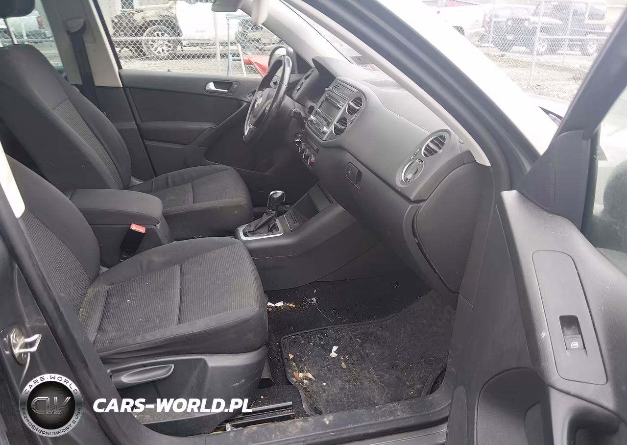 2013 Volkswagen Tiguan S VIN:WVGAV3AX7DW603402 - 5