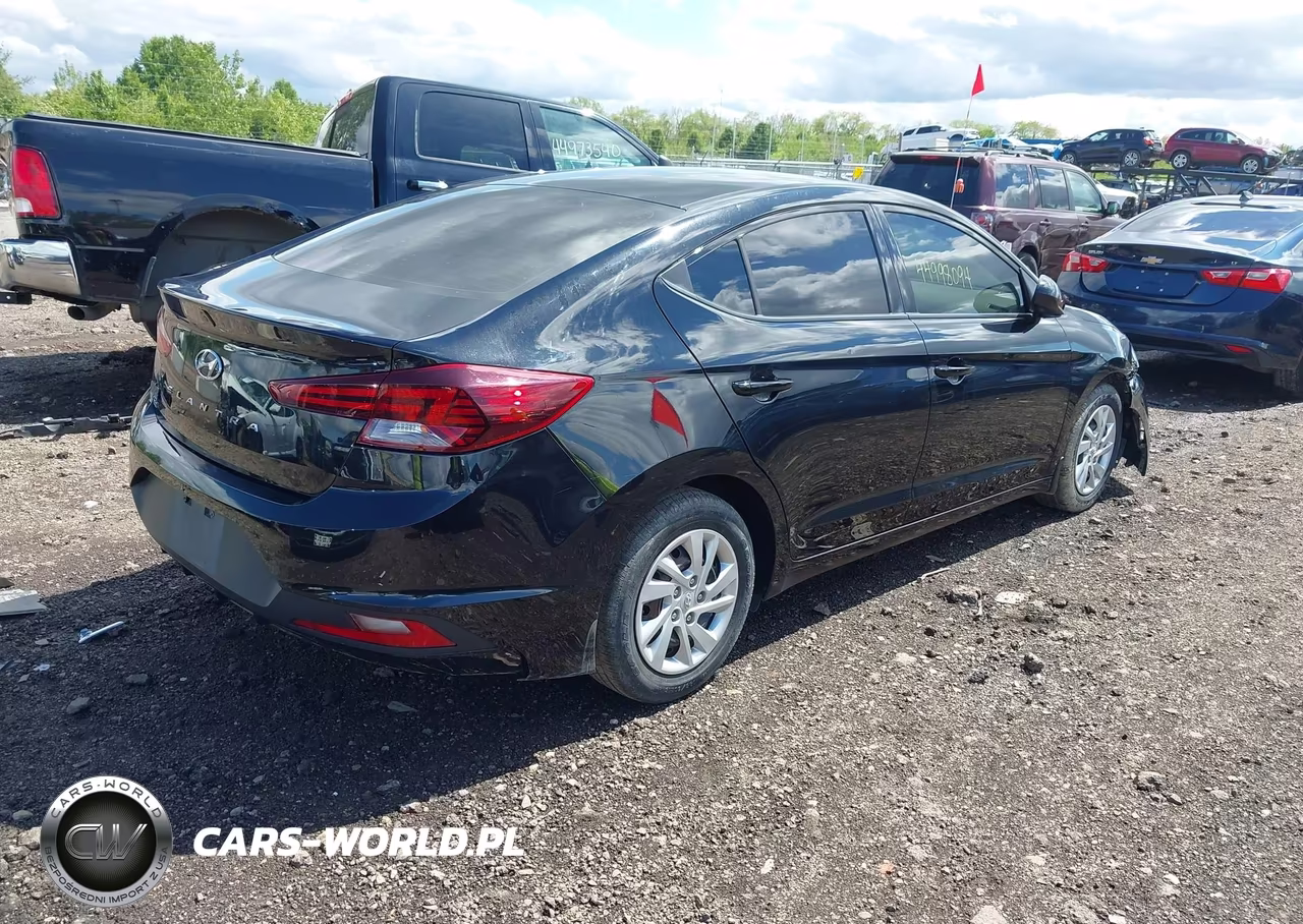 2020 Hyundai Elantra Se VIN:5NPD74LF2LH558704 - 4