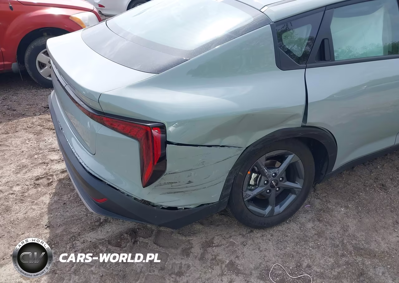 2026 Kia K4 Lxs VIN:3KPFT4DE7TE291770 - 6