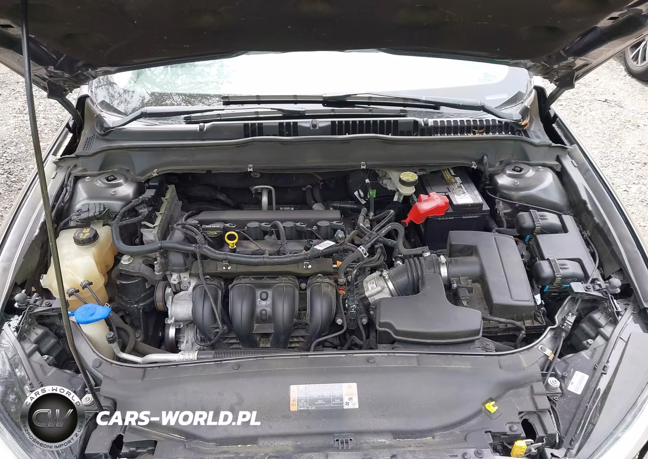 2015 Ford Fusion S VIN:3FA6P0G77FR301727 - 10