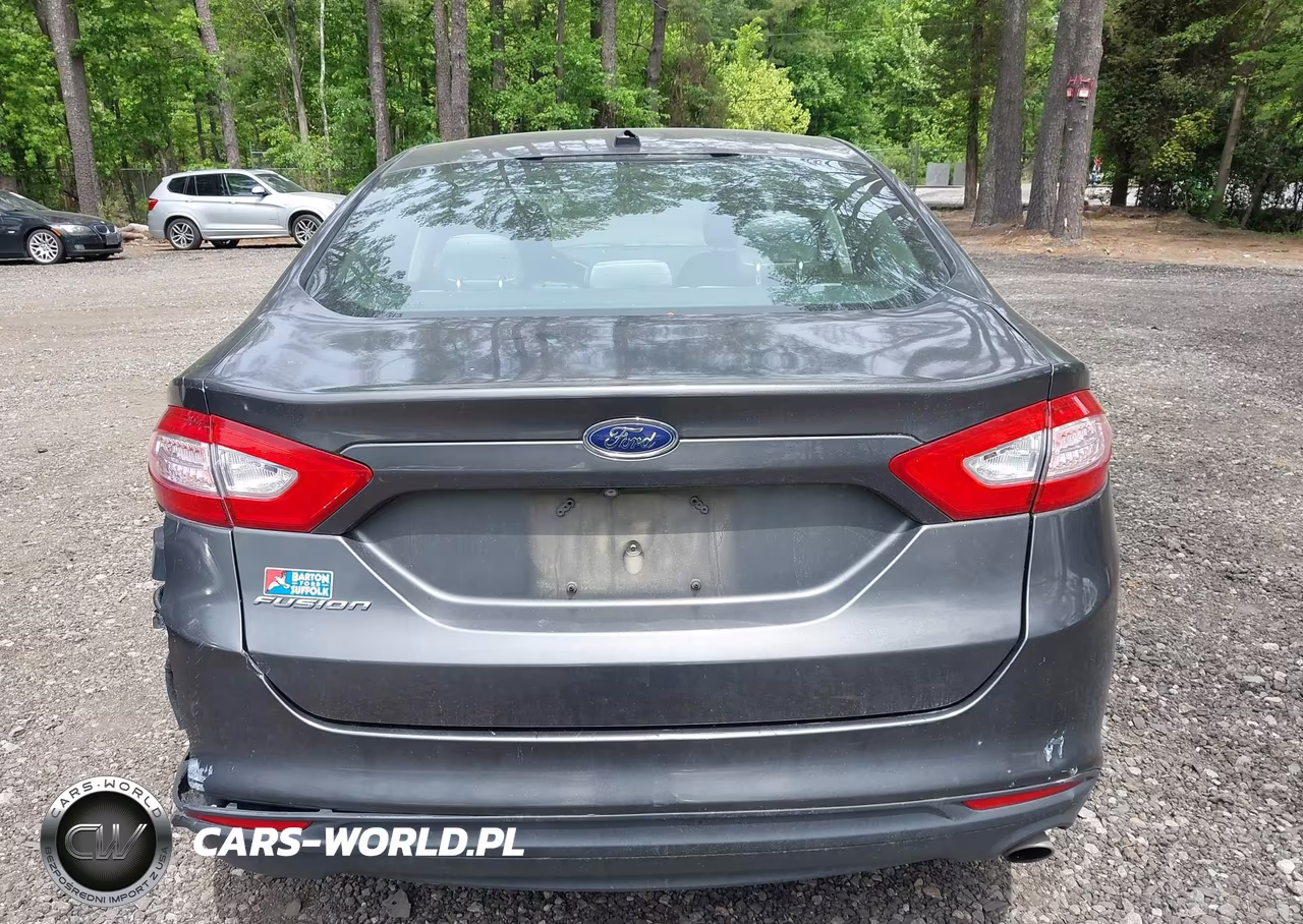2015 Ford Fusion S VIN:3FA6P0G77FR301727 - 16
