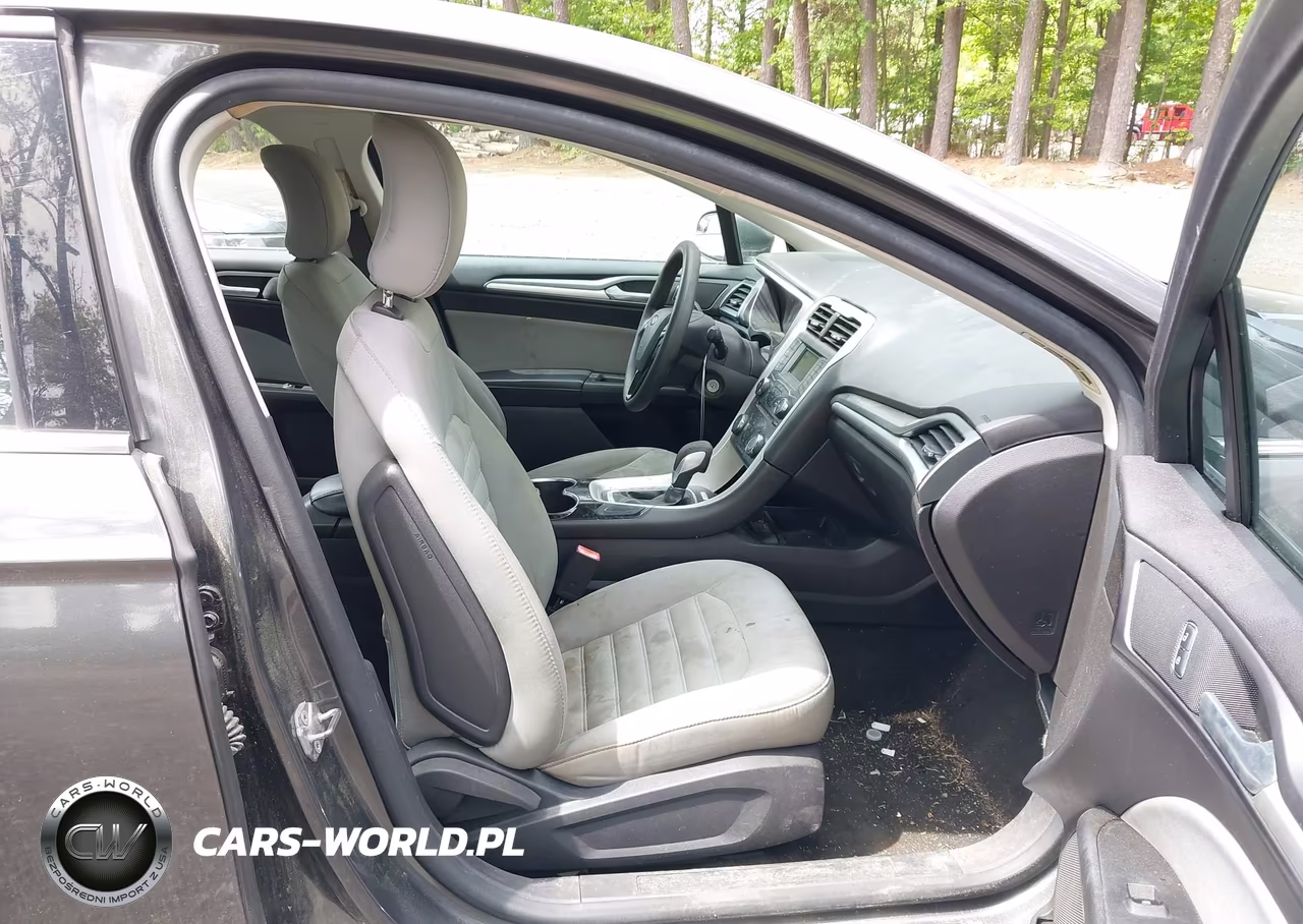 2015 Ford Fusion S VIN:3FA6P0G77FR301727 - 5