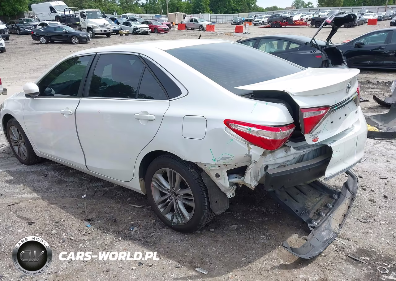 2016 Toyota Camry Se VIN:4T1BF1FKXGU213736 - 3