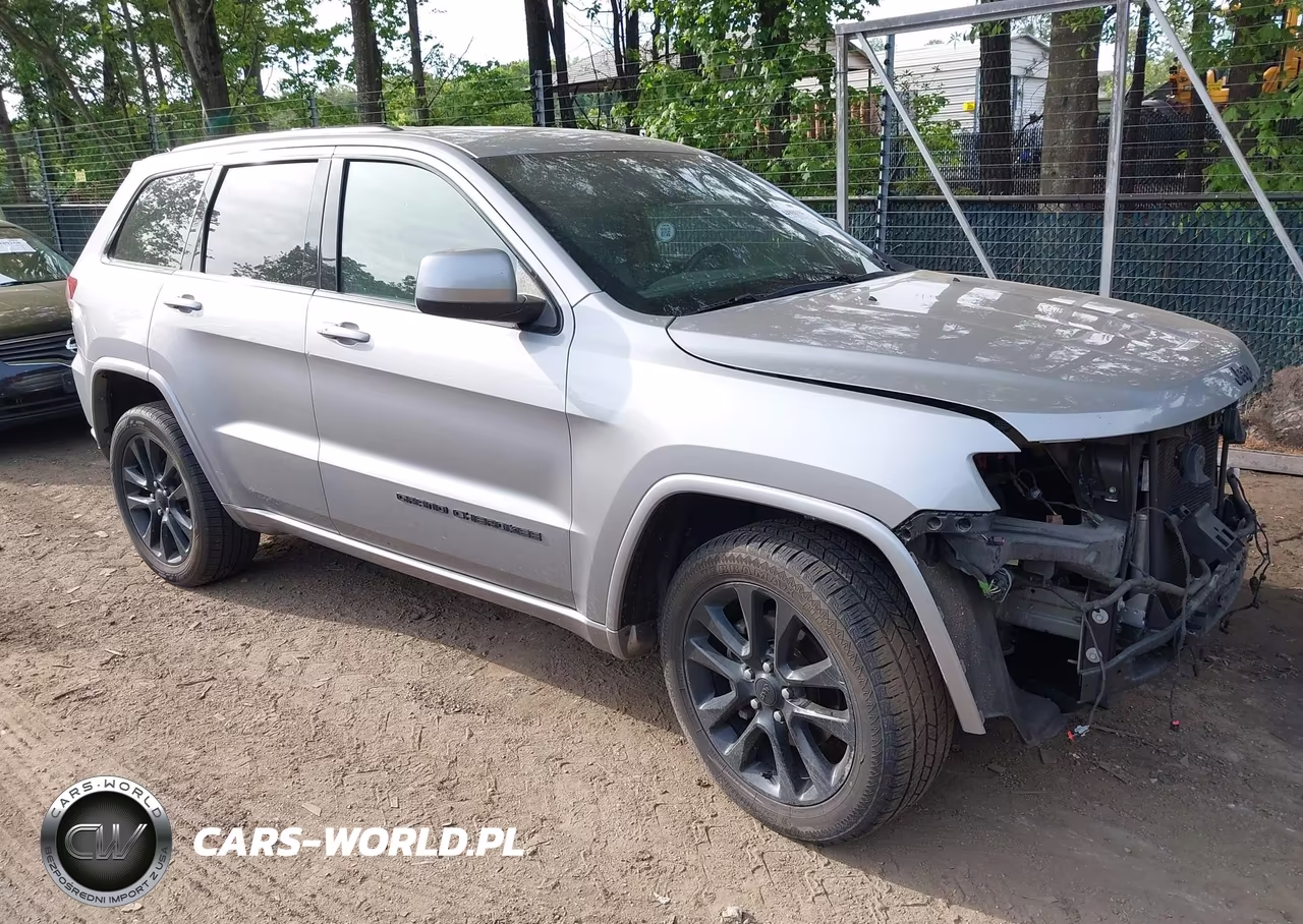 2019 Jeep Grand Cherokee Altitude 4X4 – zdjęcie 1 z 17