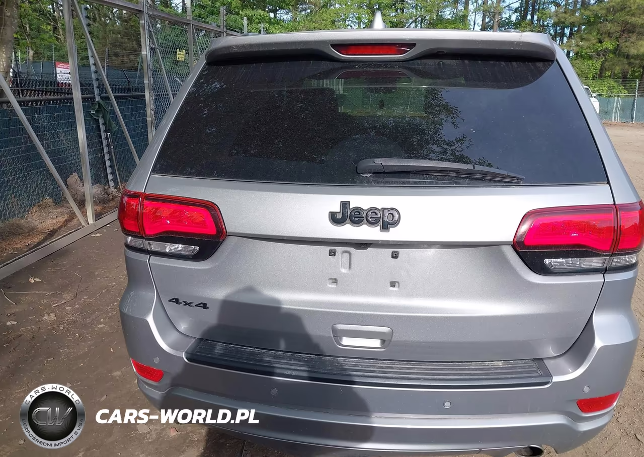 2019 Jeep Grand Cherokee Altitude 4X4 VIN:1C4RJFAG7KC546038 - 17