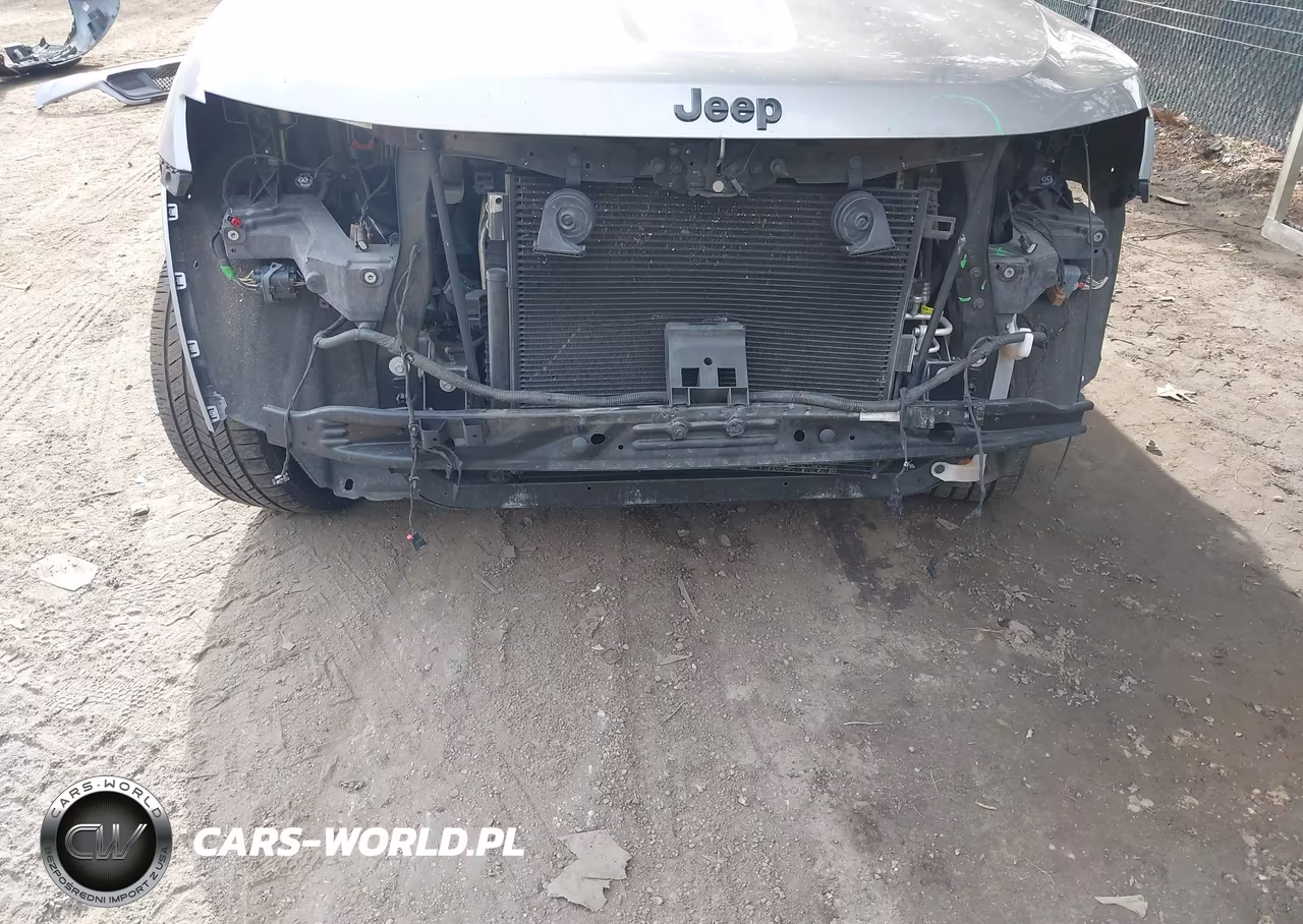 2019 Jeep Grand Cherokee Altitude 4X4 VIN:1C4RJFAG7KC546038 - 6