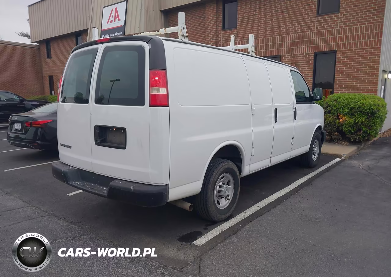 2017 Chevrolet Express 2500 Work Van VIN:1GCWGAFG8H1293149 - 4