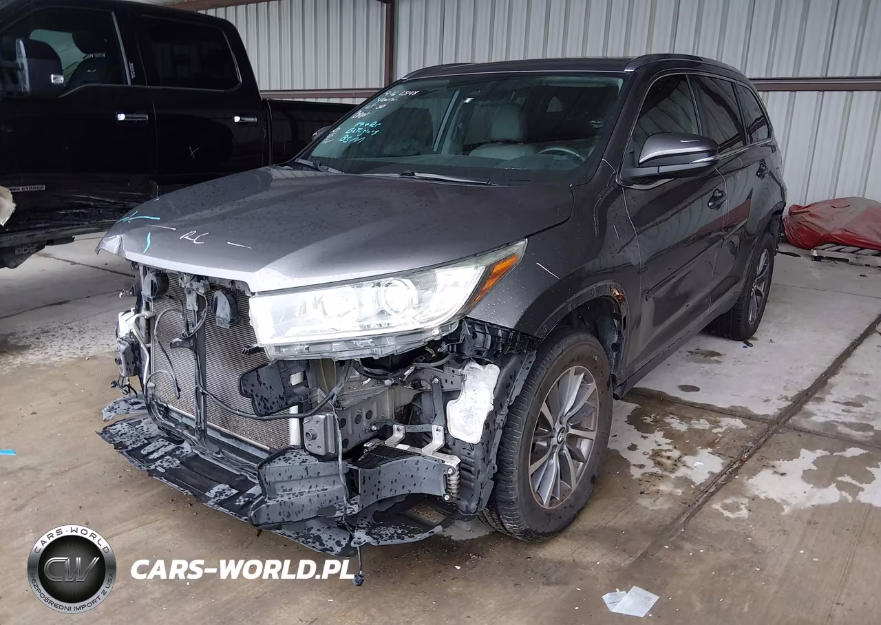 2019 Toyota Highlander Xle VIN:5TDKZRFH0KS571178 - 2