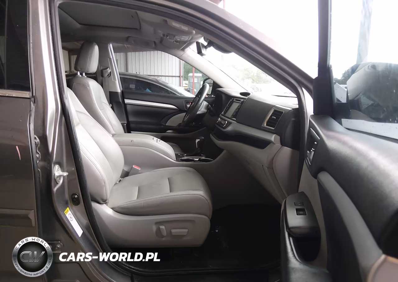 2019 Toyota Highlander Xle VIN:5TDKZRFH0KS571178 - 5