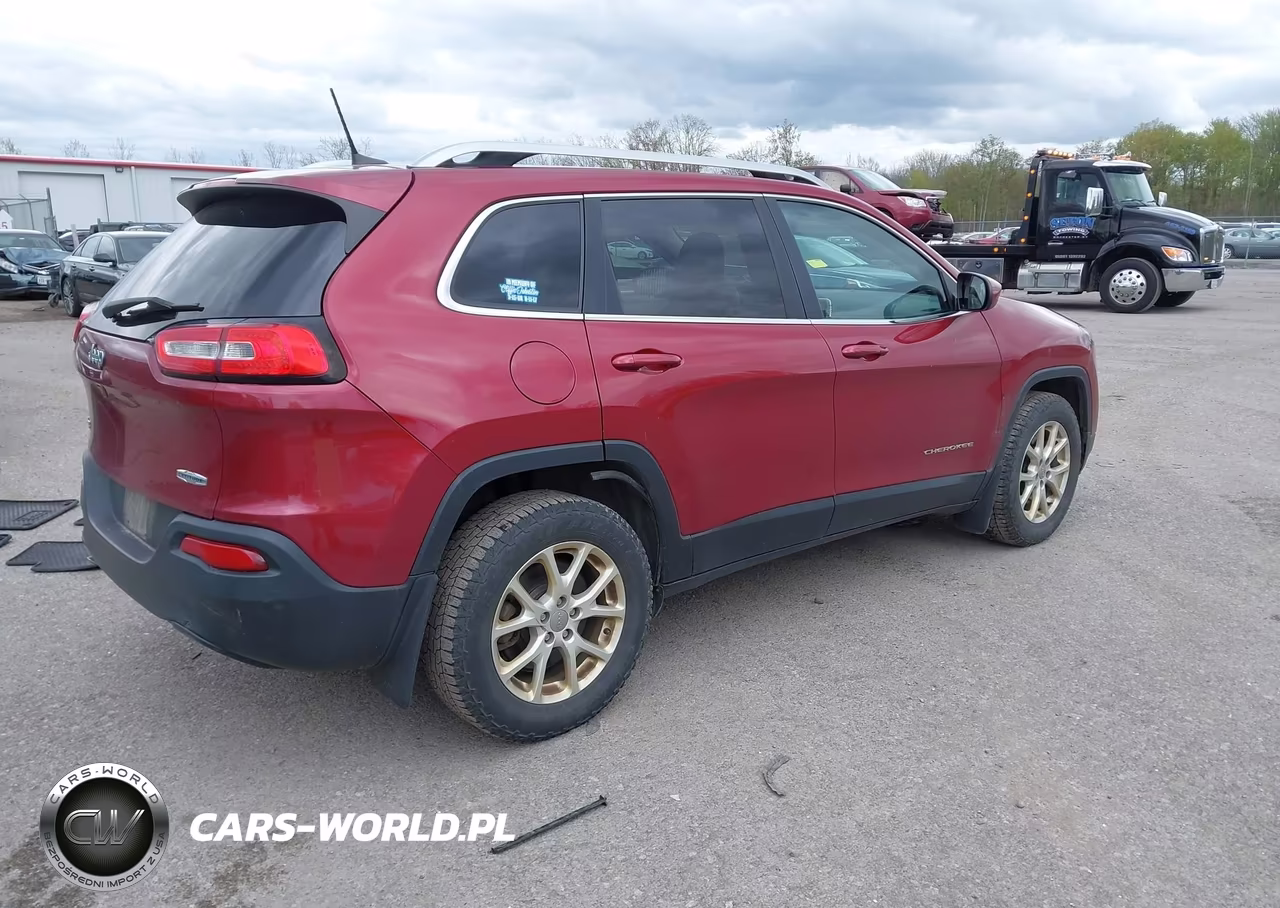 2016 Jeep Cherokee Latitude VIN:1C4PJMCB8GW109006 - 4