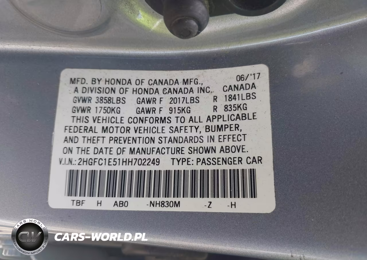 2017 Honda Civic Si VIN:2HGFC1E51HH702249 - 9
