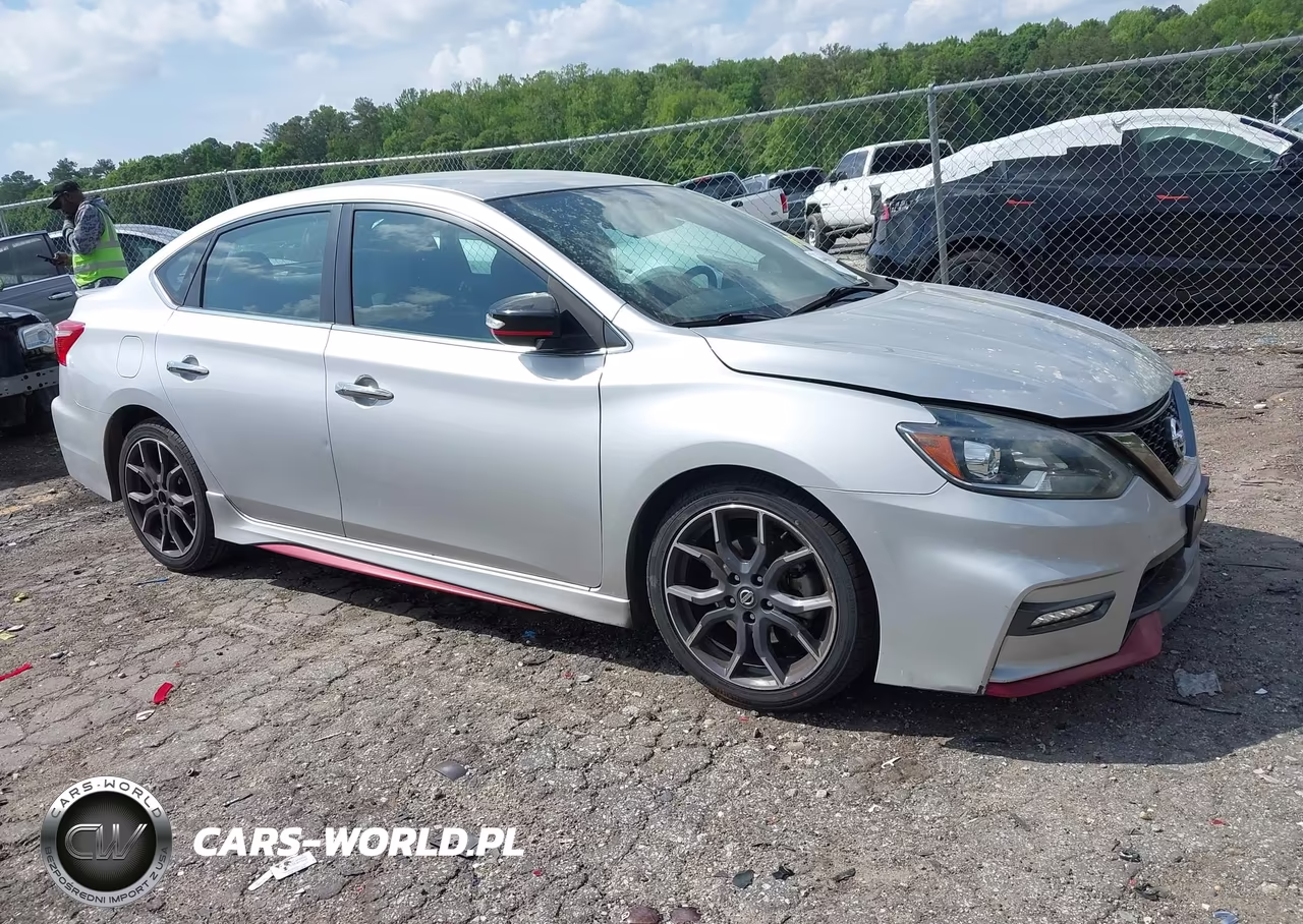 2017 Nissan Sentra Nismo VIN:3N1CB7AP0HY371871 - 13