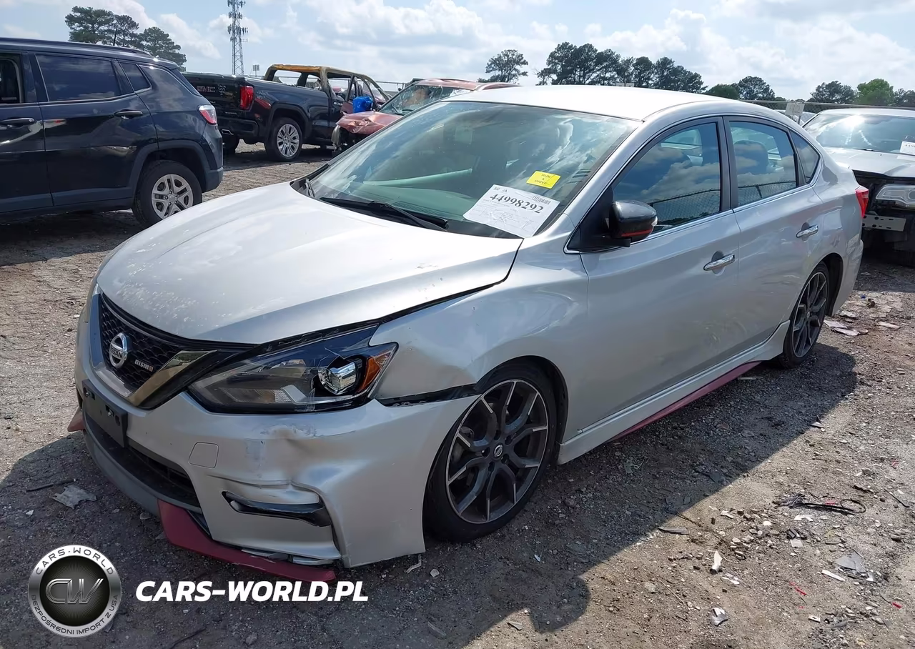 2017 Nissan Sentra Nismo VIN:3N1CB7AP0HY371871 - 2