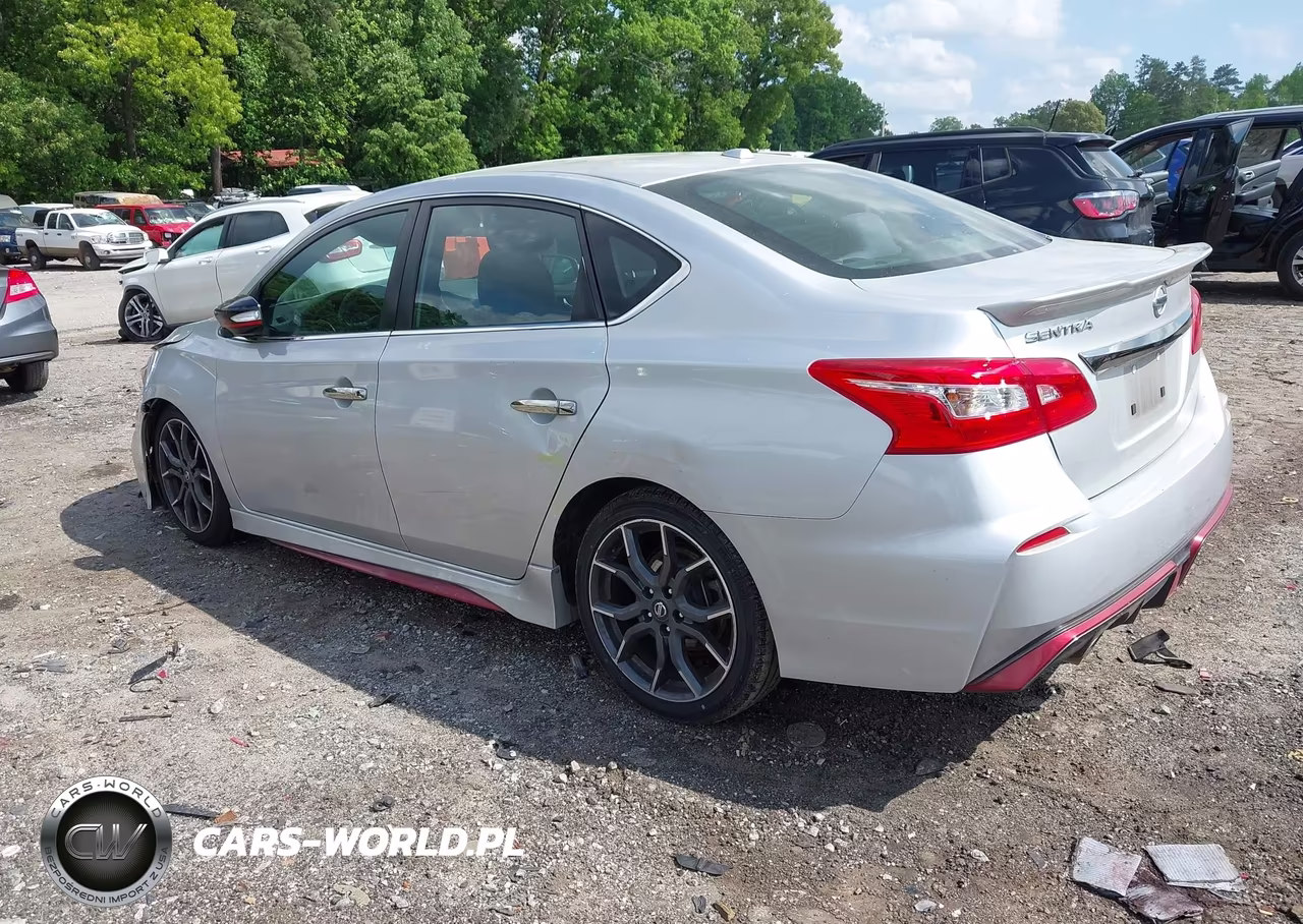 2017 Nissan Sentra Nismo VIN:3N1CB7AP0HY371871 - 3