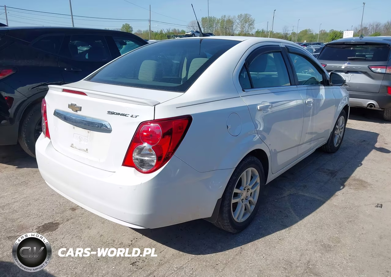 2013 Chevrolet Sonic Lt Auto VIN:1G1JC5SH2D4180665 - 4