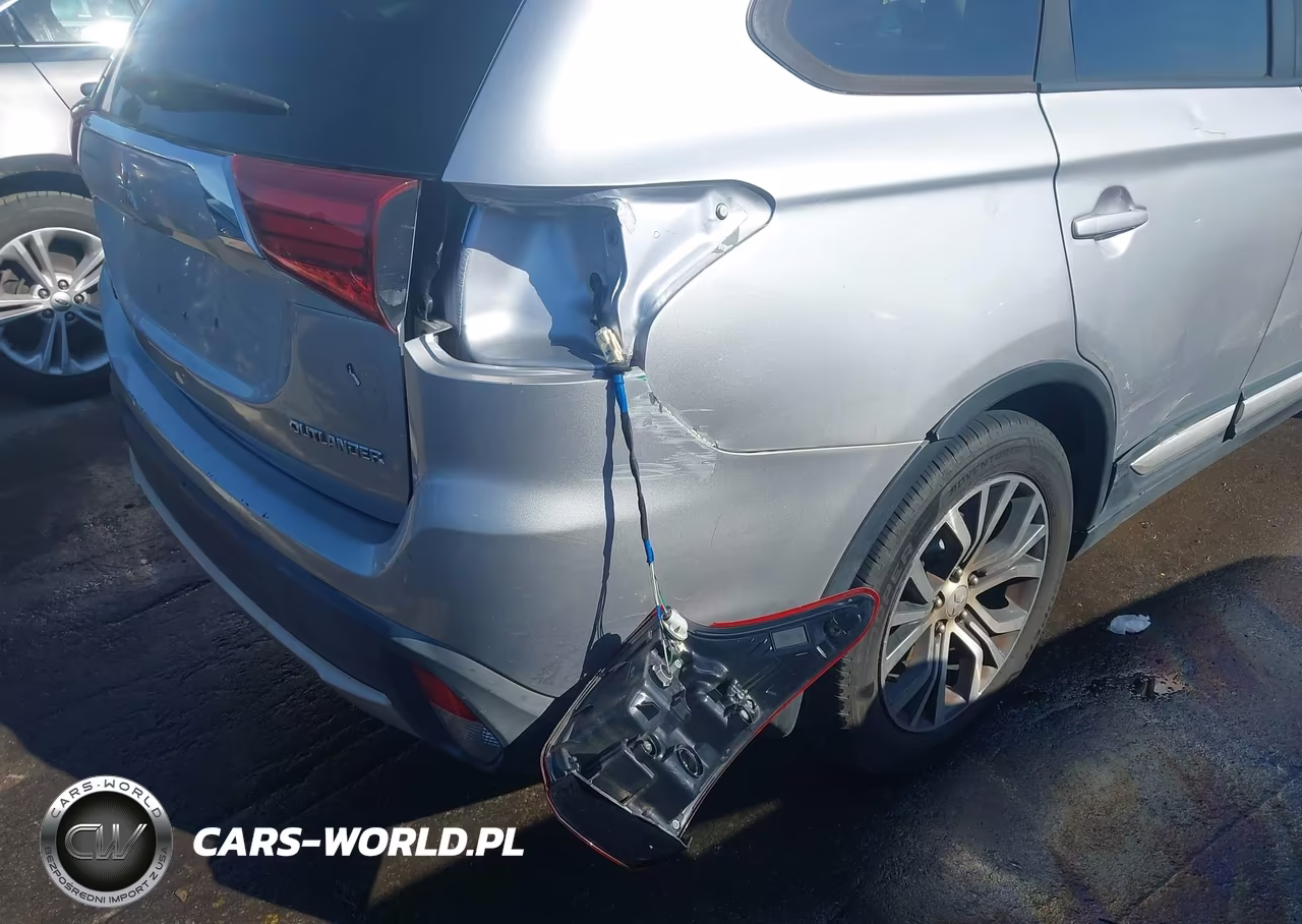 2017 Mitsubishi Outlander Es VIN:JA4AD2A39HZ009679 - 18