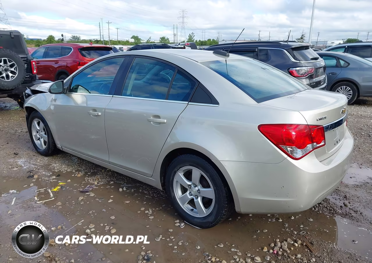 2015 Chevrolet Cruze 1Lt Auto VIN:1G1PC5SB0F7178923 - 3