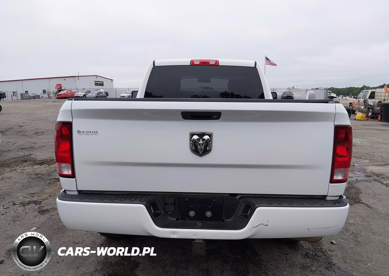 2014 Ram 1500 Express VIN:3C6JR6AG7EG324453 - 17
