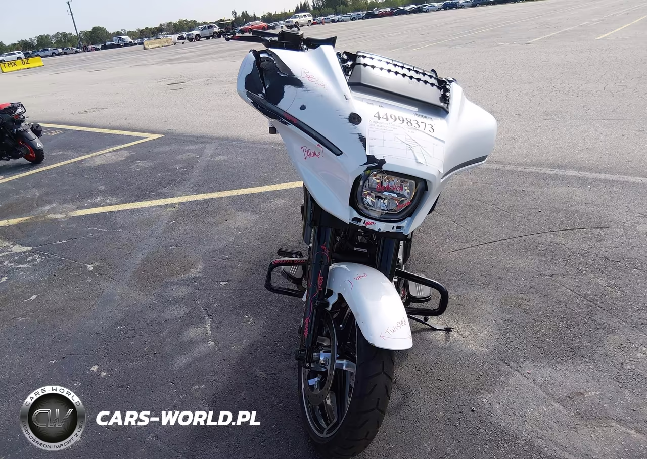 2025 Harley-Davidson Flhx VIN:1HD1KB718SB636969 - 5