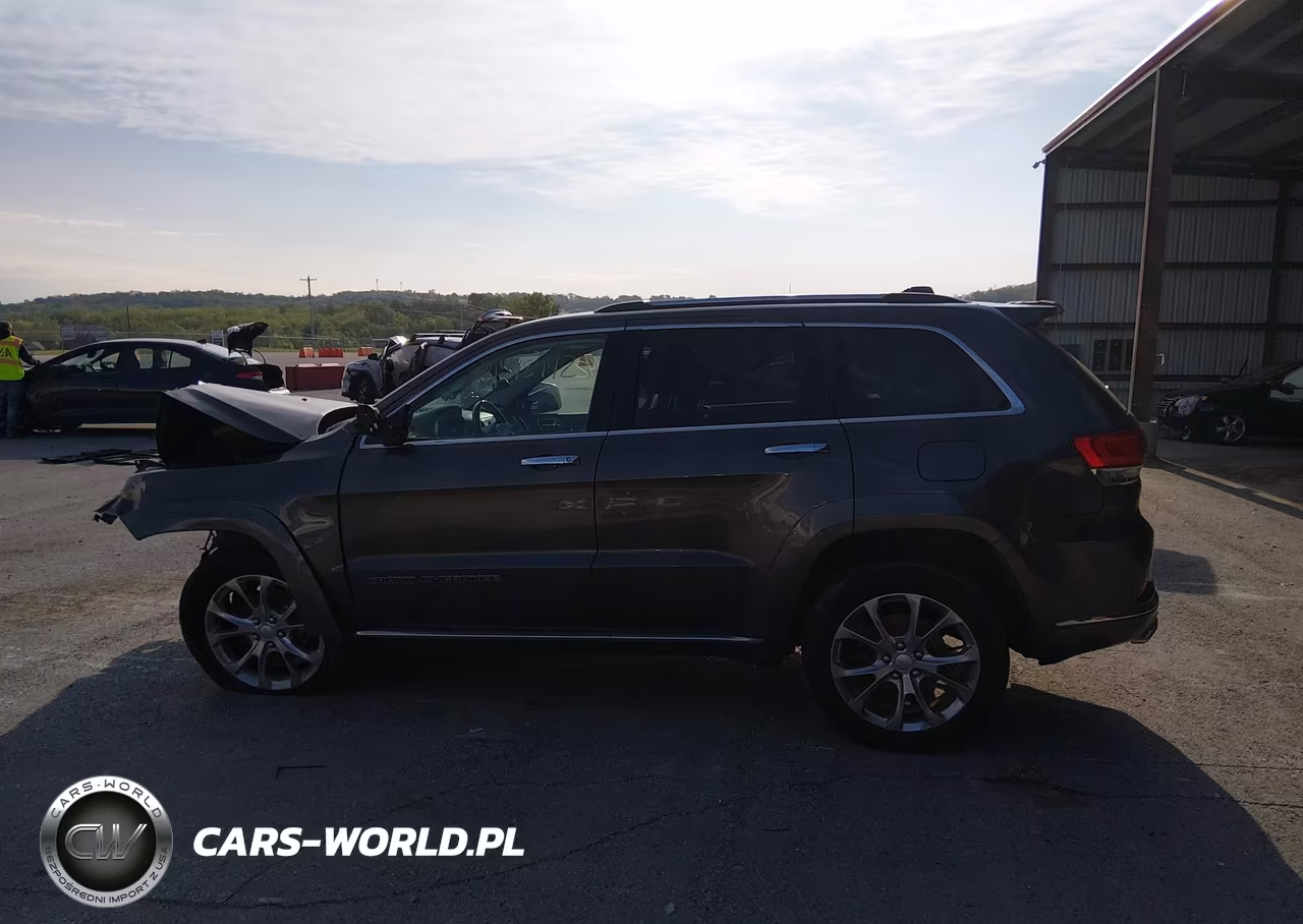 2020 Jeep Grand Cherokee Summit 4X4 VIN:1C4RJFJG1LC152178 - 15