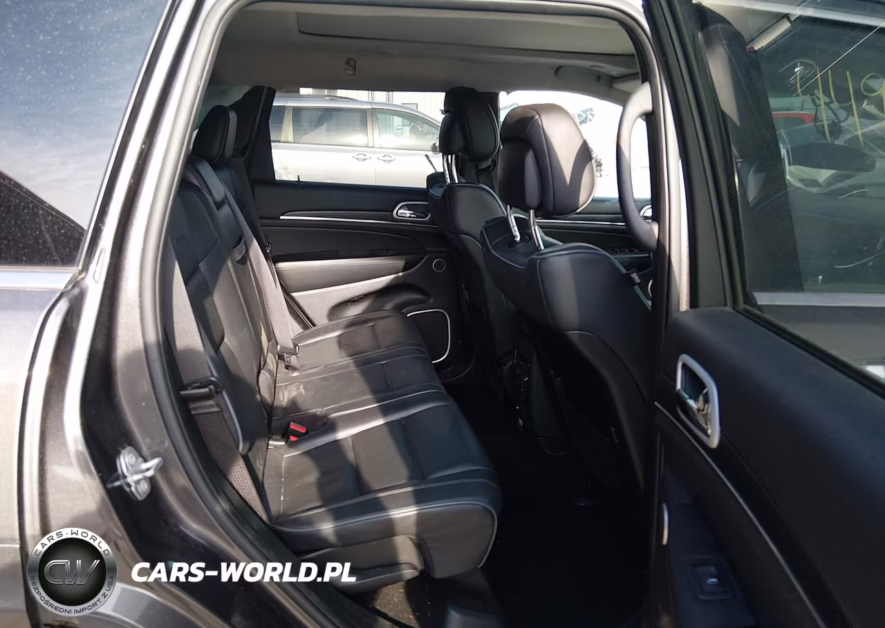 2020 Jeep Grand Cherokee Summit 4X4 VIN:1C4RJFJG1LC152178 - 8