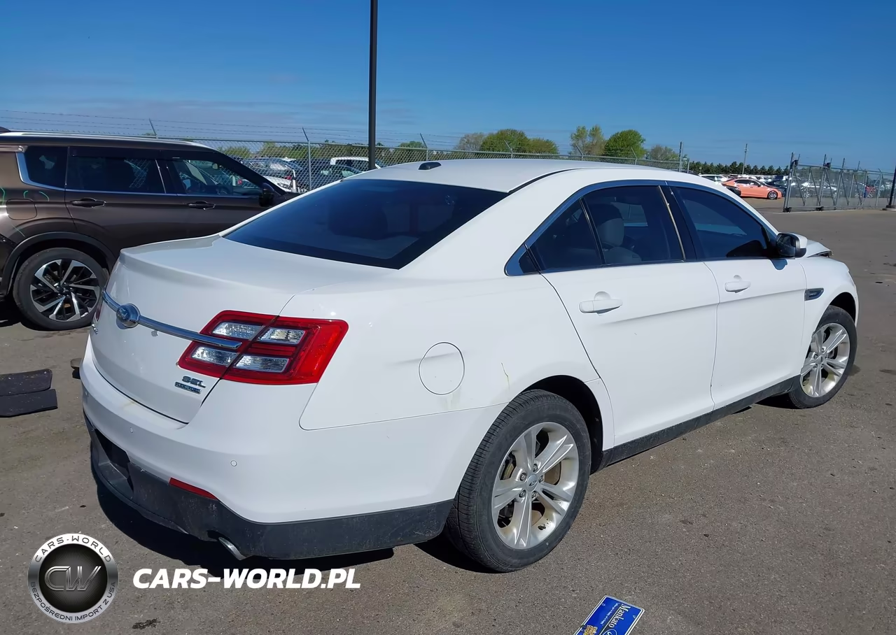2014 Ford Taurus Sel VIN:1FAHP2E8XEG134219 - 4