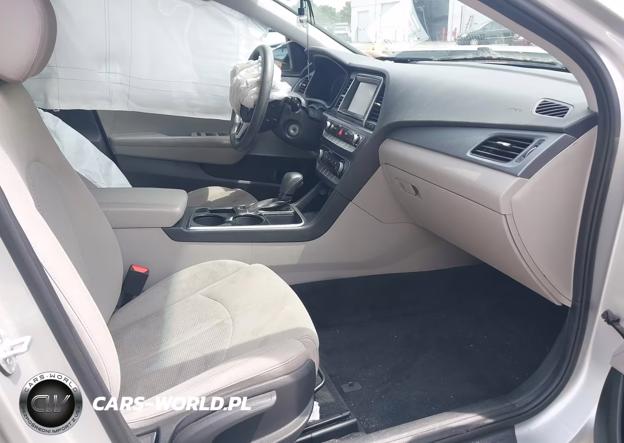 2019 Hyundai Sonata Se VIN:5NPE24AF2KH767106 - 5