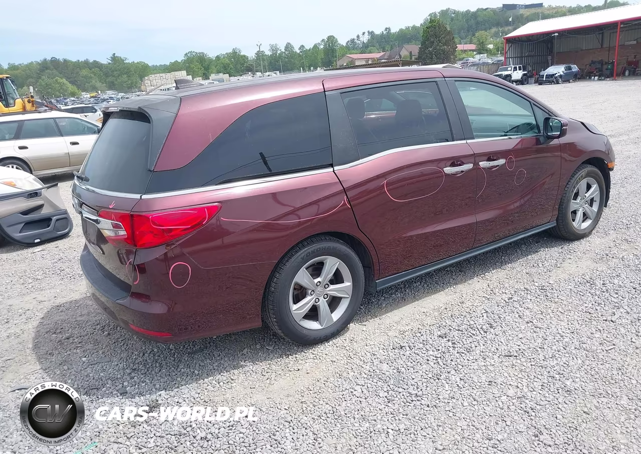 2018 Honda Odyssey Ex-L VIN:5FNRL6H74JB006812 - 4
