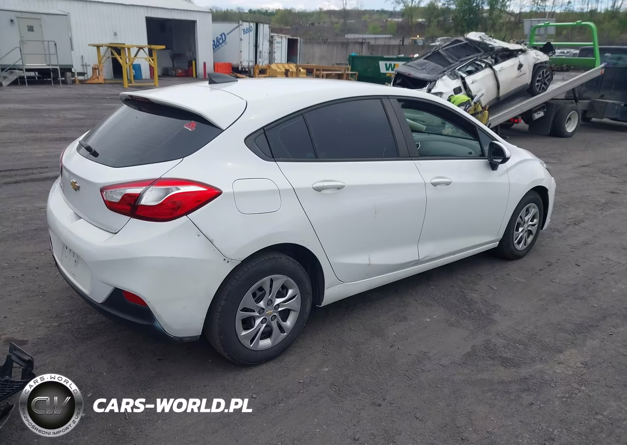 2019 Chevrolet Cruze Ls VIN:3G1BC6SM3KS534326 - 4