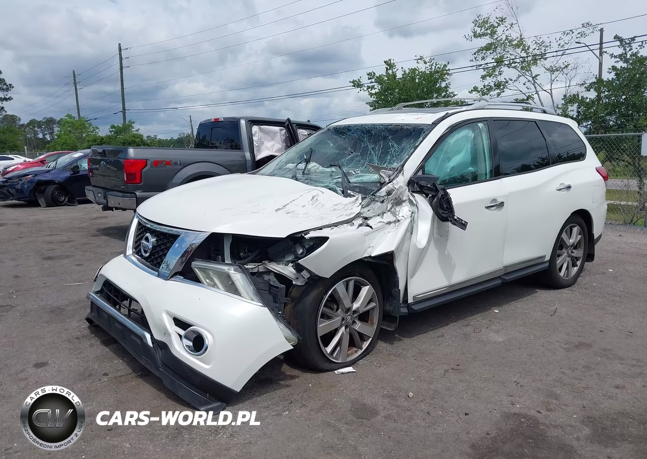 2015 Nissan Pathfinder Platinum VIN:5N1AR2MN4FC701865 - 2