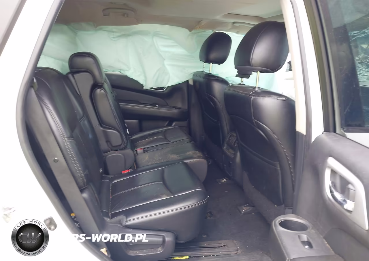 2015 Nissan Pathfinder Platinum VIN:5N1AR2MN4FC701865 - 8