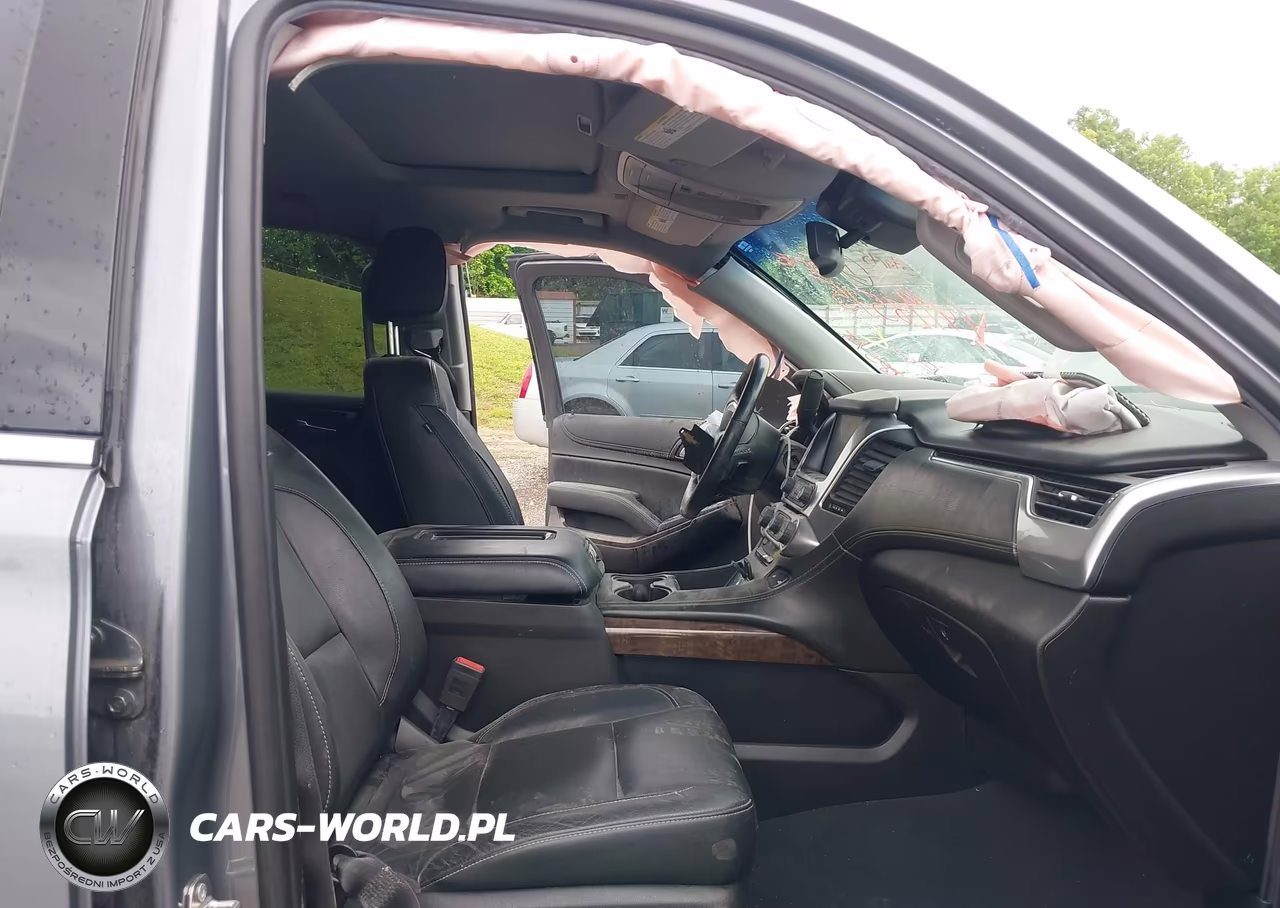 2019 Chevrolet Tahoe Lt VIN:1GNSKBKCXKR312581 - 5