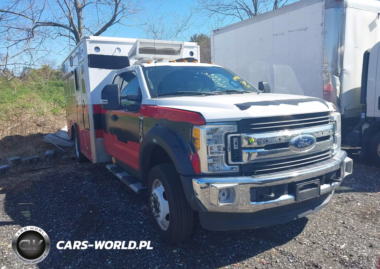 2017 Ford F-550 Chassis Xlt