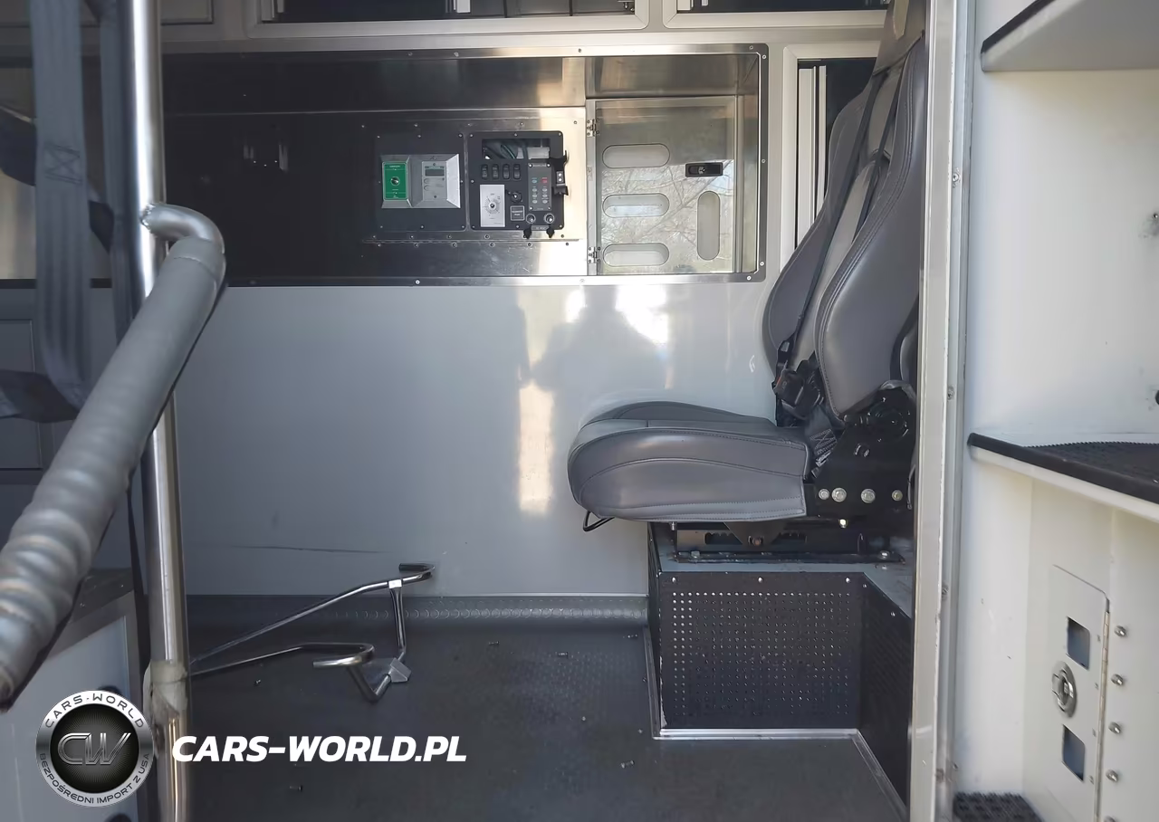 2017 Ford F-550 Chassis Xlt VIN:1FD0X5HT4HED94944 - 17