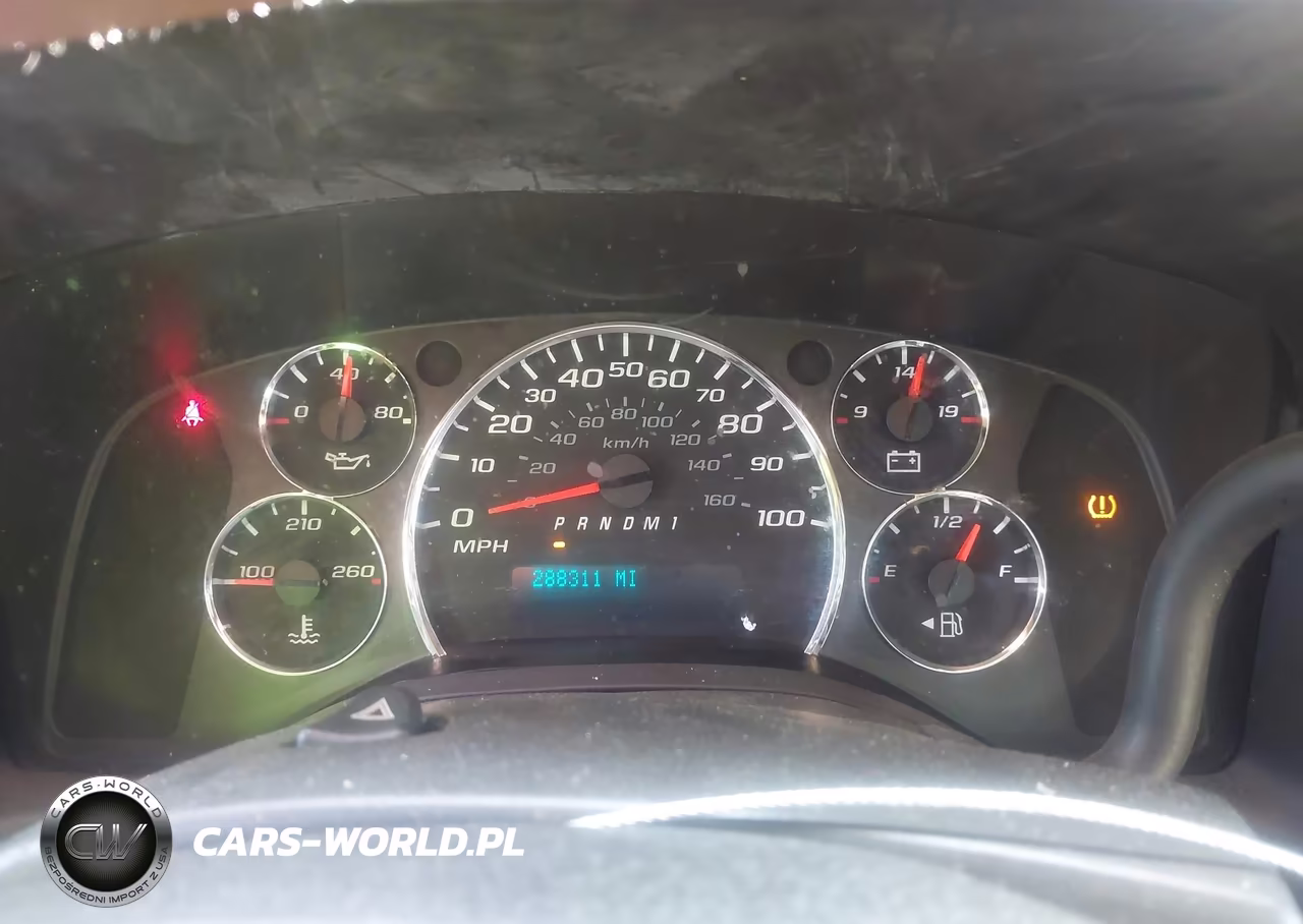 2017 Chevrolet Express 2500 Work Van VIN:1GCWGAFG3H1349112 - 7