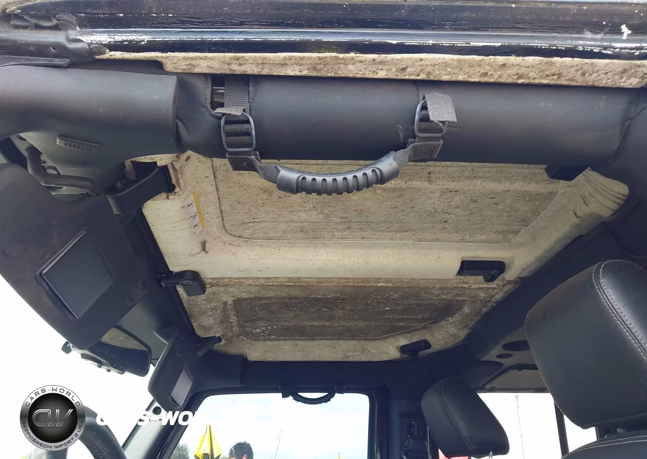 2016 Jeep Wrangler Unlimited Sahara VIN:1C4BJWEG9GL321669 - 12