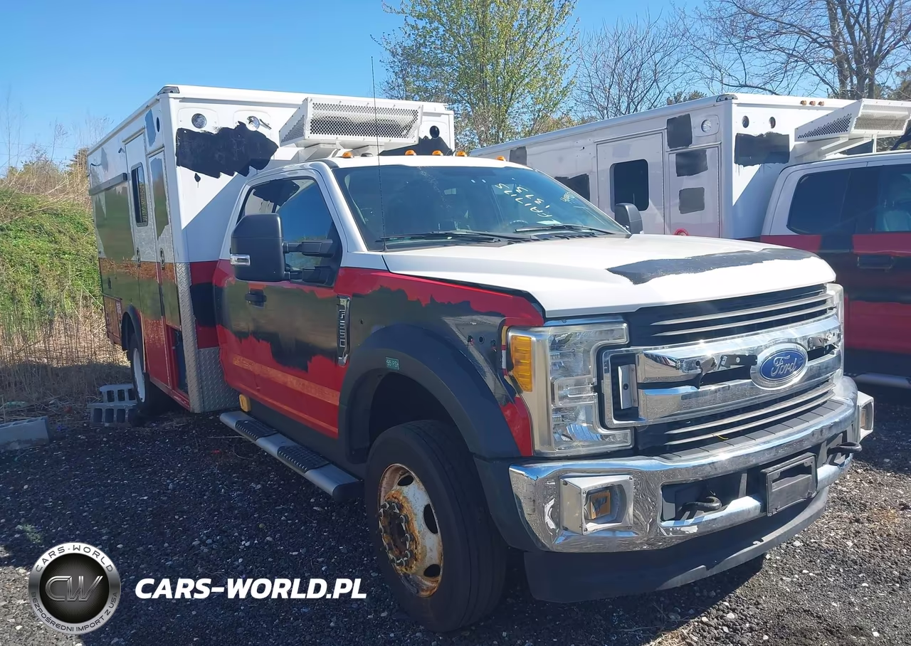2017 Ford F-550 Chassis Xlt