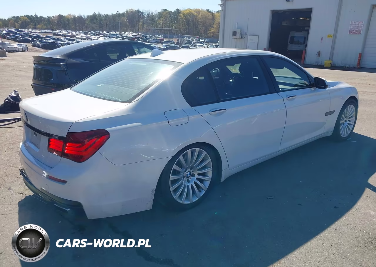 2013 BMW 750Li xDrive VIN:WBAYF8C5XDD140060 - 4