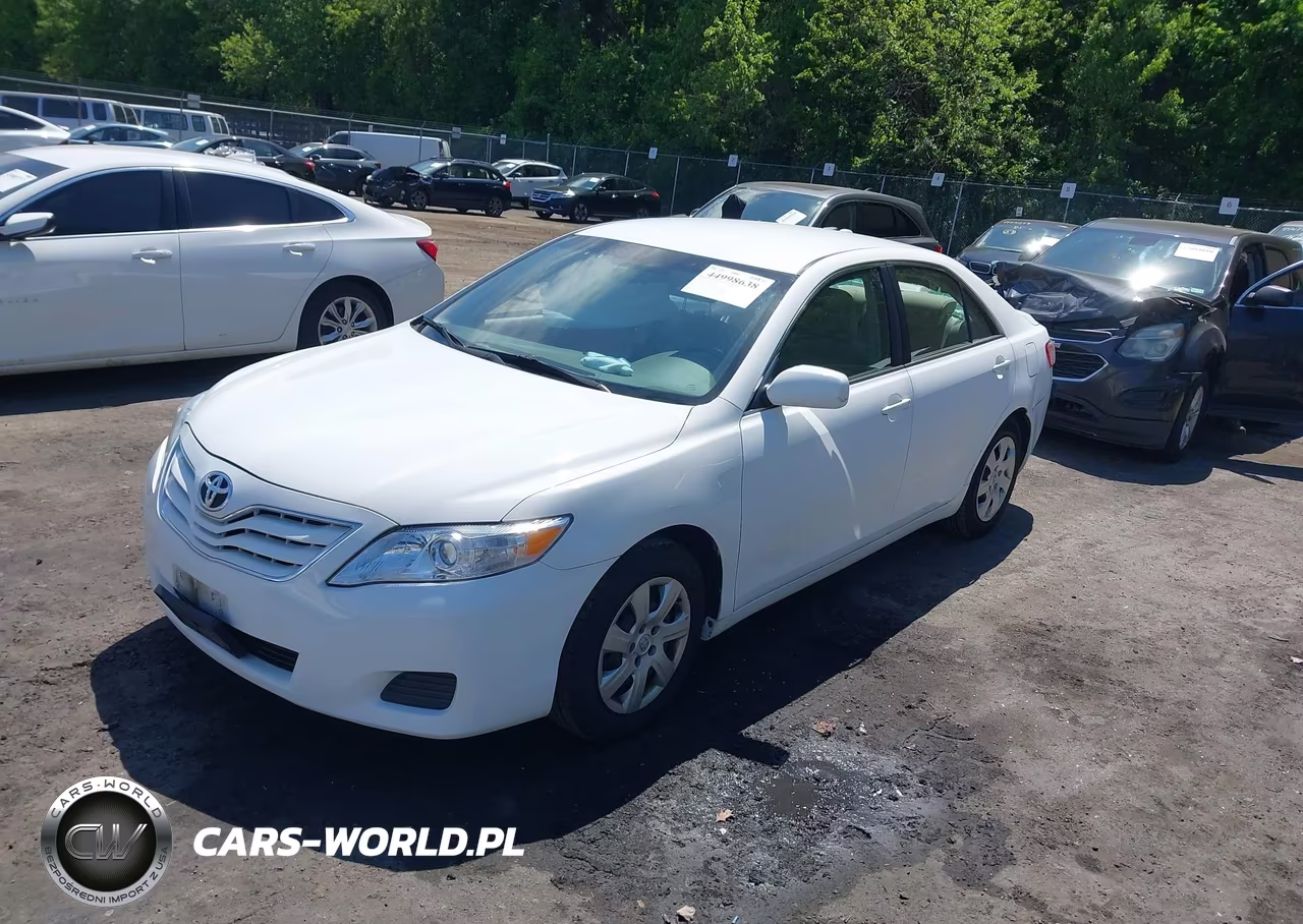 2010 Toyota Camry Le VIN:4T1BF3EK4AU573962 - 2