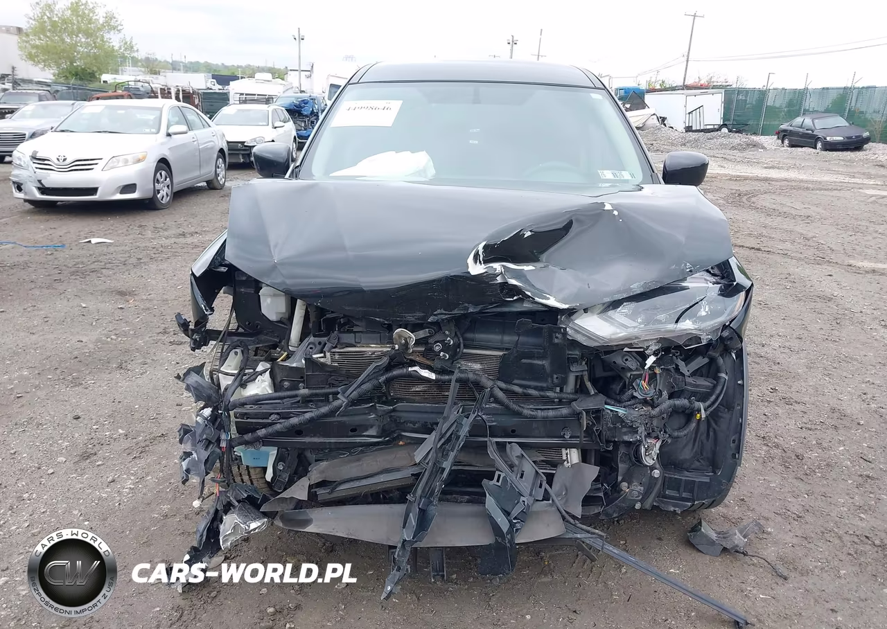 2018 Nissan Rogue S VIN:KNMAT2MV9JP571928 - 11