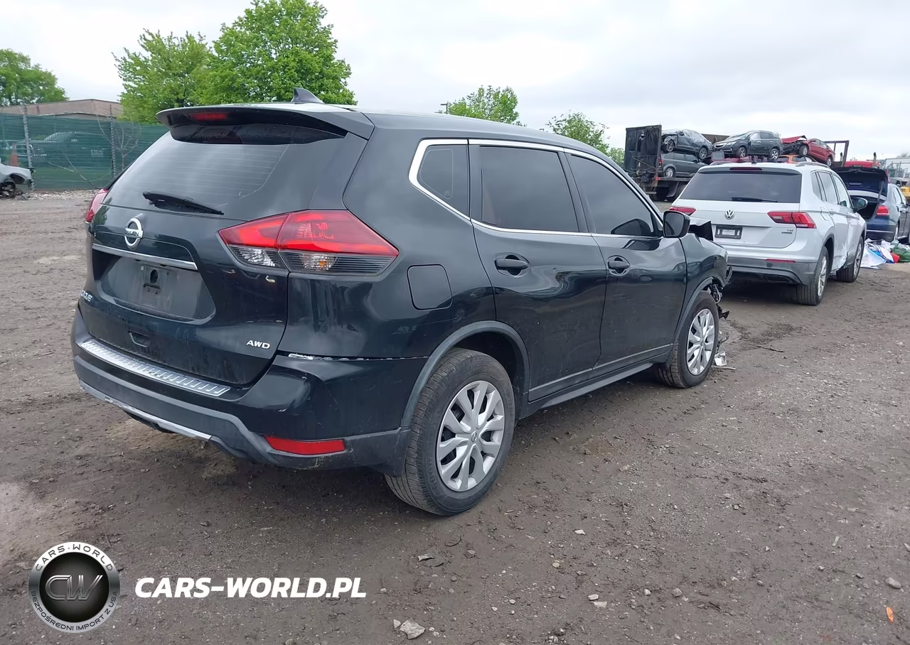 2018 Nissan Rogue S VIN:KNMAT2MV9JP571928 - 4