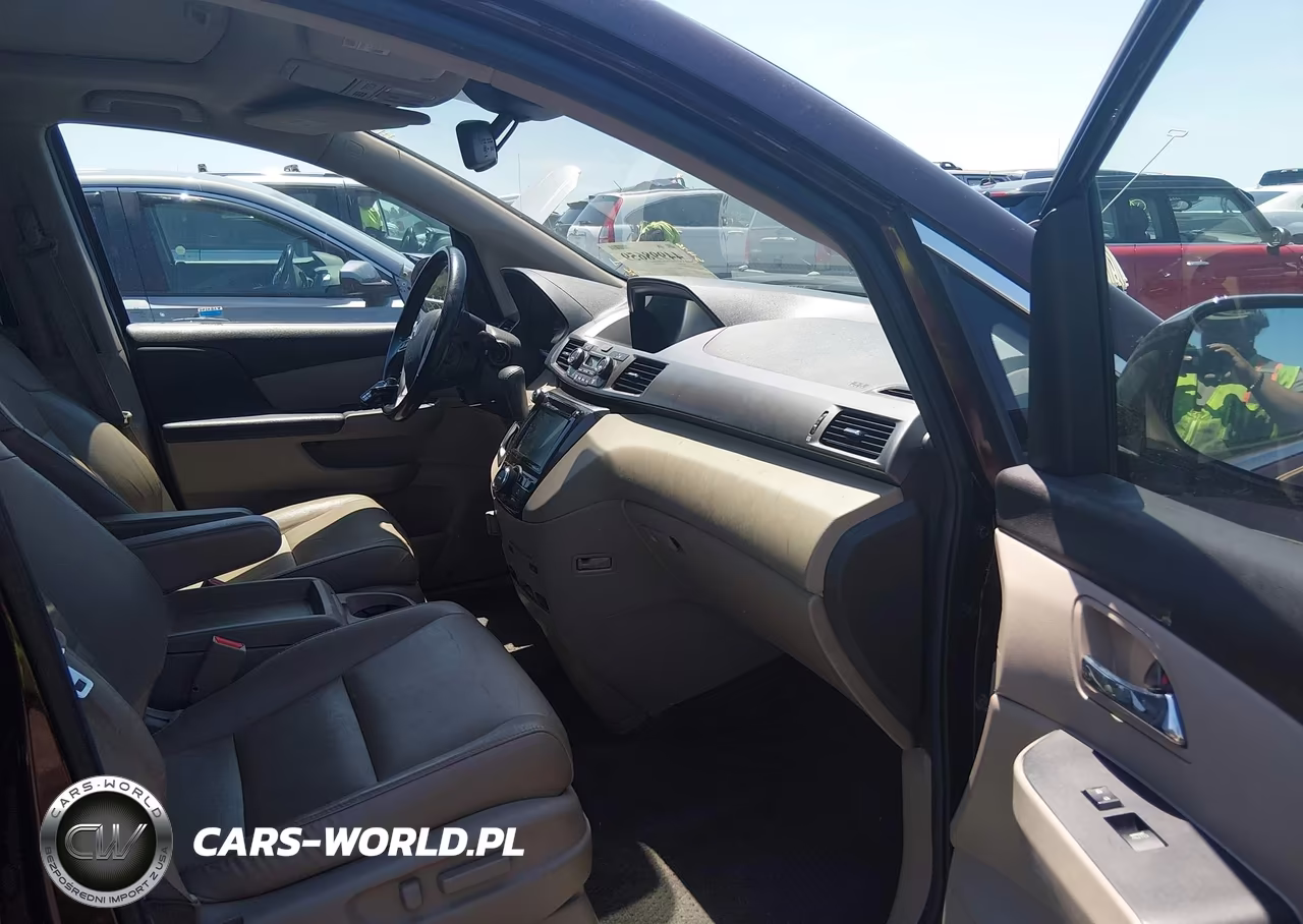 2014 Honda Odyssey Touring-Touring Elite VIN:5FNRL5H98EB053780 - 5