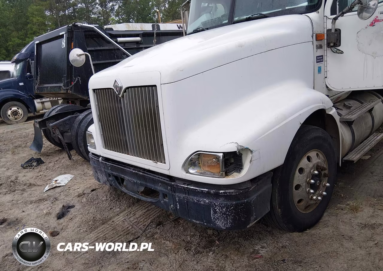 2007 International 9400 VIN:2HSCNAPR17C310306 - 10