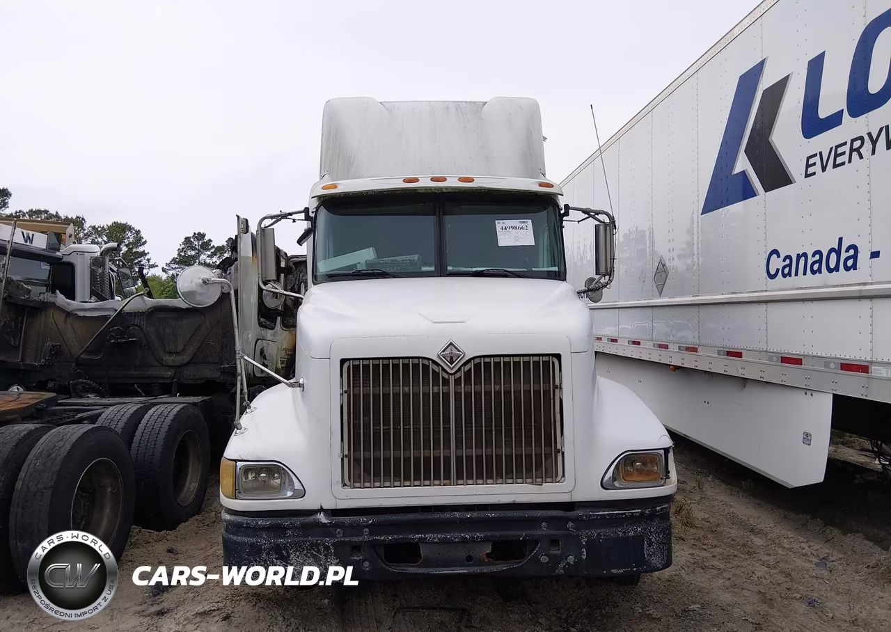 2007 International 9400 VIN:2HSCNAPR17C310306 - 11