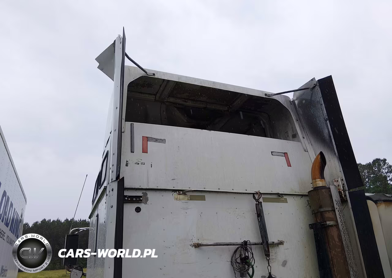 2007 International 9400 VIN:2HSCNAPR17C310306 - 15