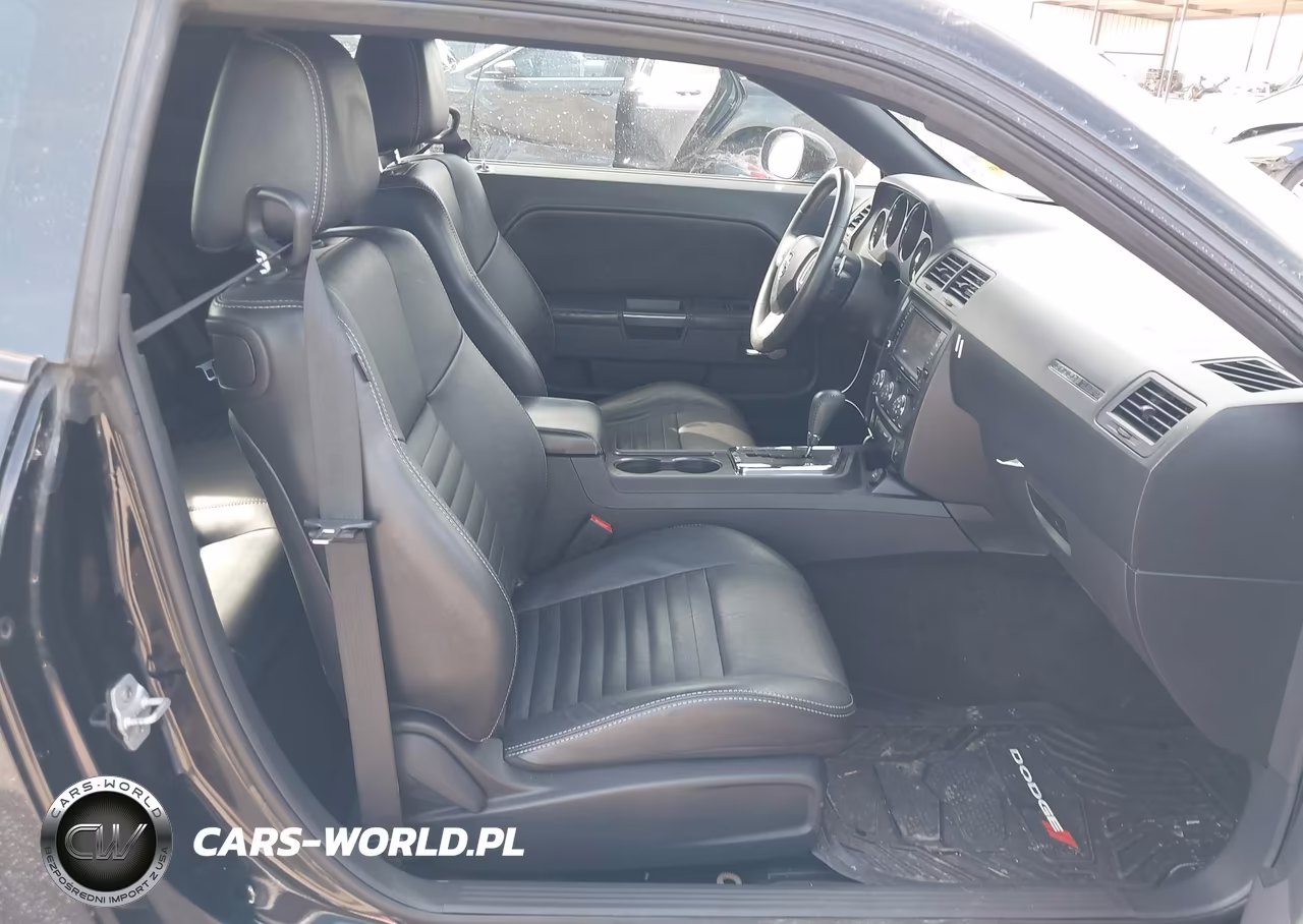 2012 Dodge Challenger Sxt VIN:2C3CDYAGXCH105323 - 5