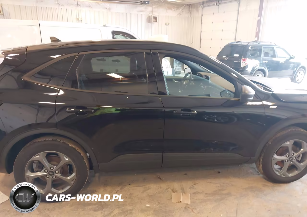 2025 Ford Escape St-Line VIN:1FMCU9MN1SUA46584 - 13